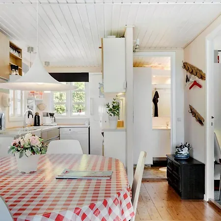 4714-aakirkeby-boderne-12 *