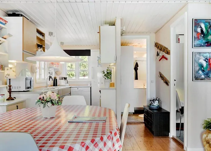 4714-aakirkeby-boderne-12 *